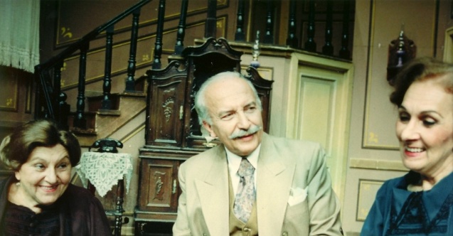 Usta oyuncu Devrim Parscan, 83 yaşında vefat etti